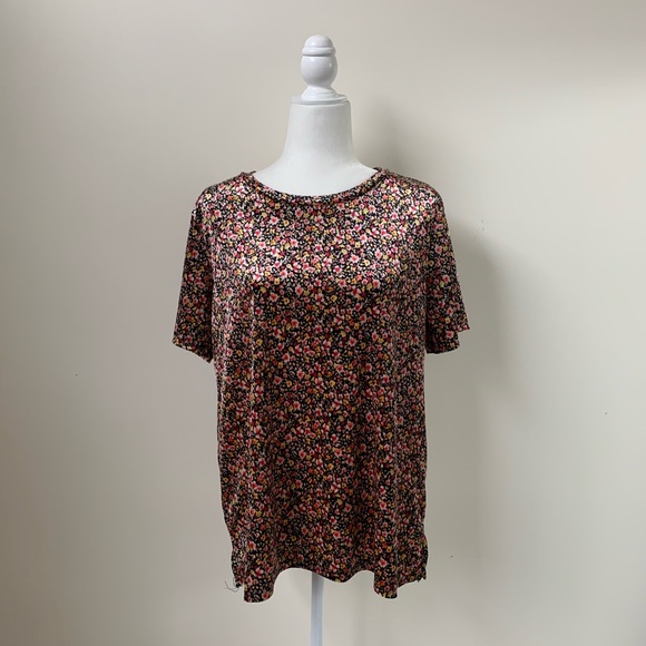 Old Navy Oversized Velvet Floral Tee - Picture 7 of 8